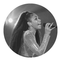 Paulini singer